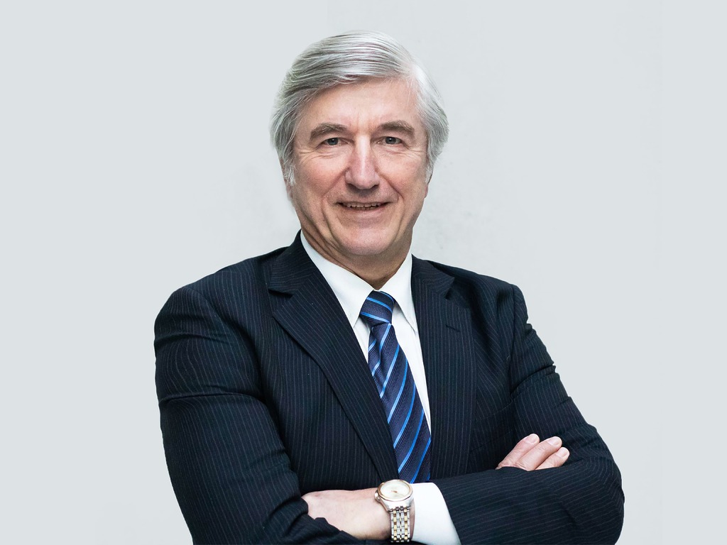 Prof. dr. Petras Rimantas Venskutonis (1) Prof. dr. Petras Rimantas Venskutonis